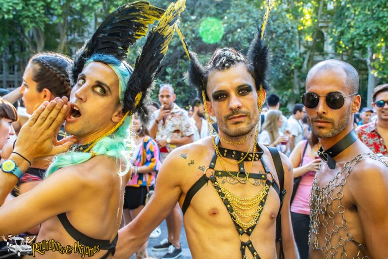 Fotos Y Otras Historias Que Nos Dej El Desfile Del Orgullo Gay Madrid Renunciamos Y Viajamos